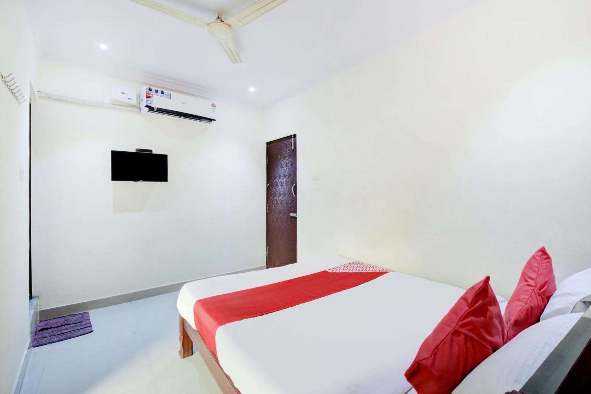 Hotel O Malnad Grand Inn Kumbalgod Kültér fotó