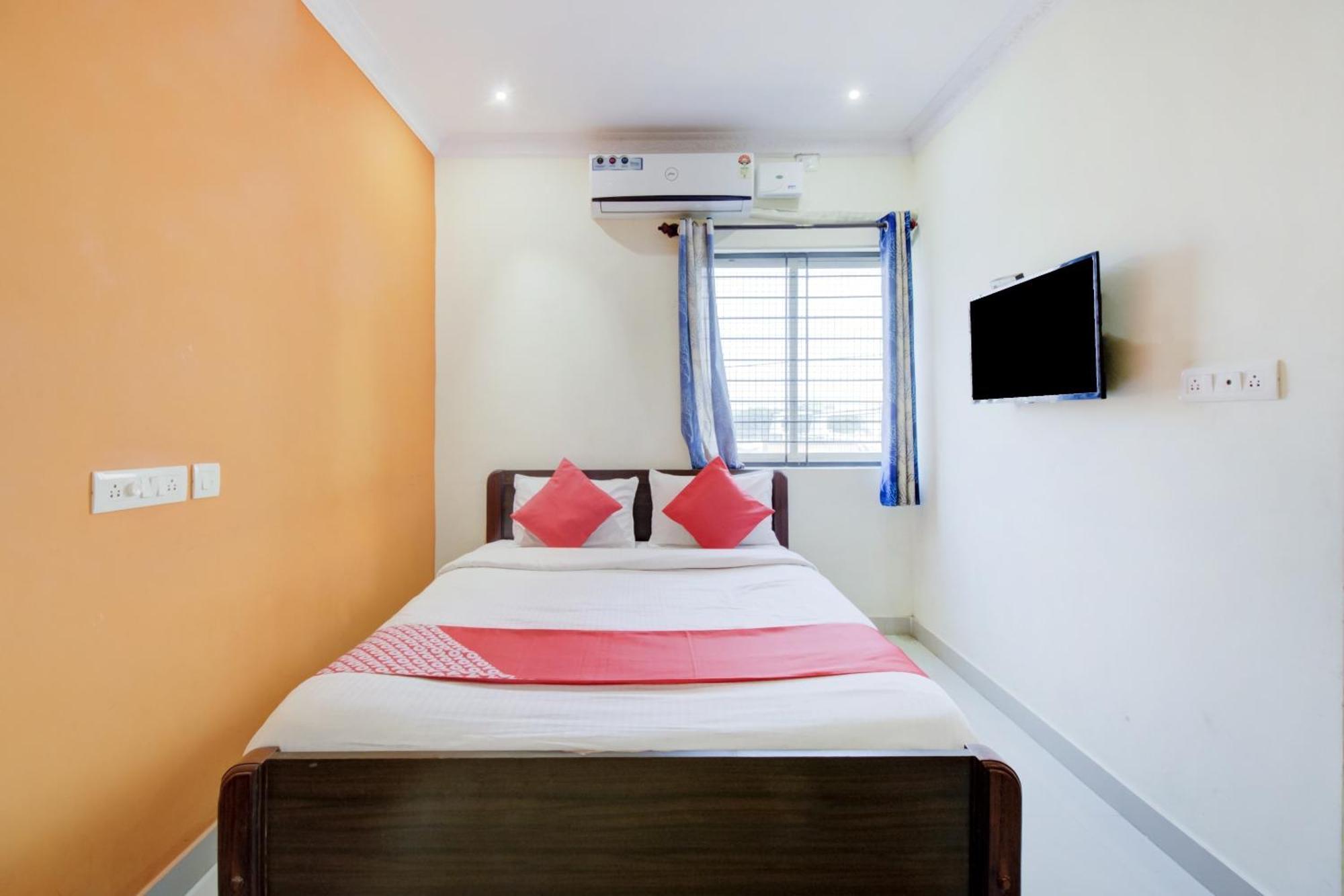 Hotel O Malnad Grand Inn Kumbalgod Kültér fotó