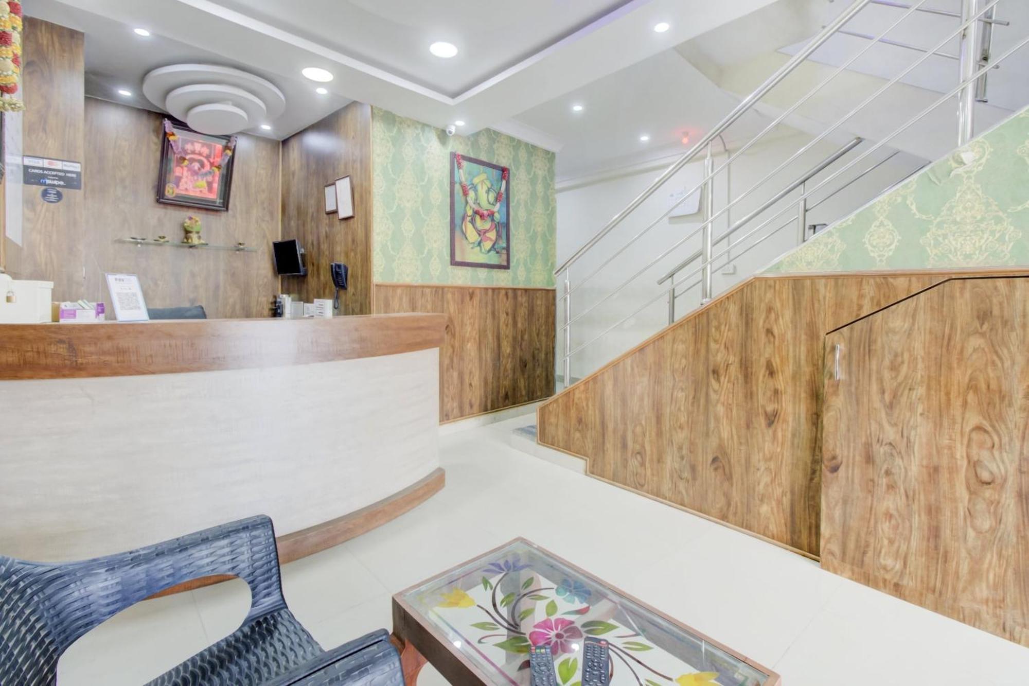 Hotel O Malnad Grand Inn Kumbalgod Kültér fotó