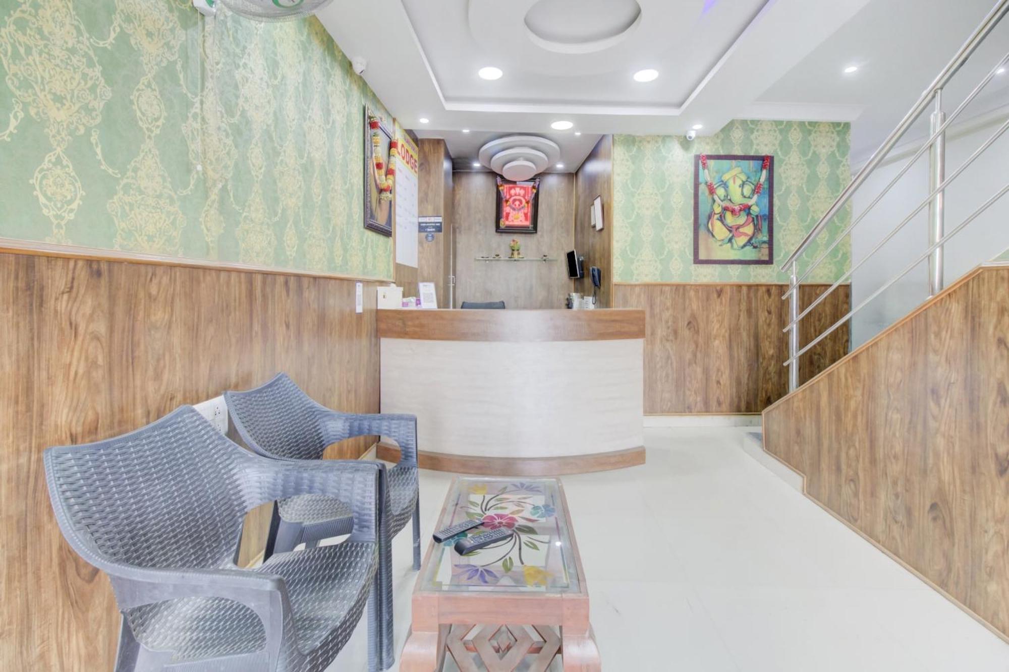 Hotel O Malnad Grand Inn Kumbalgod Kültér fotó